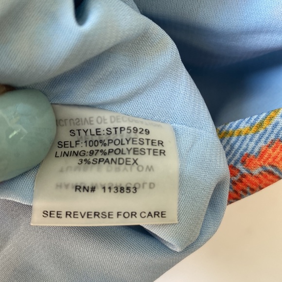 Sugar + lips Floral pleated shorts, Size S - Picture 9 of 10